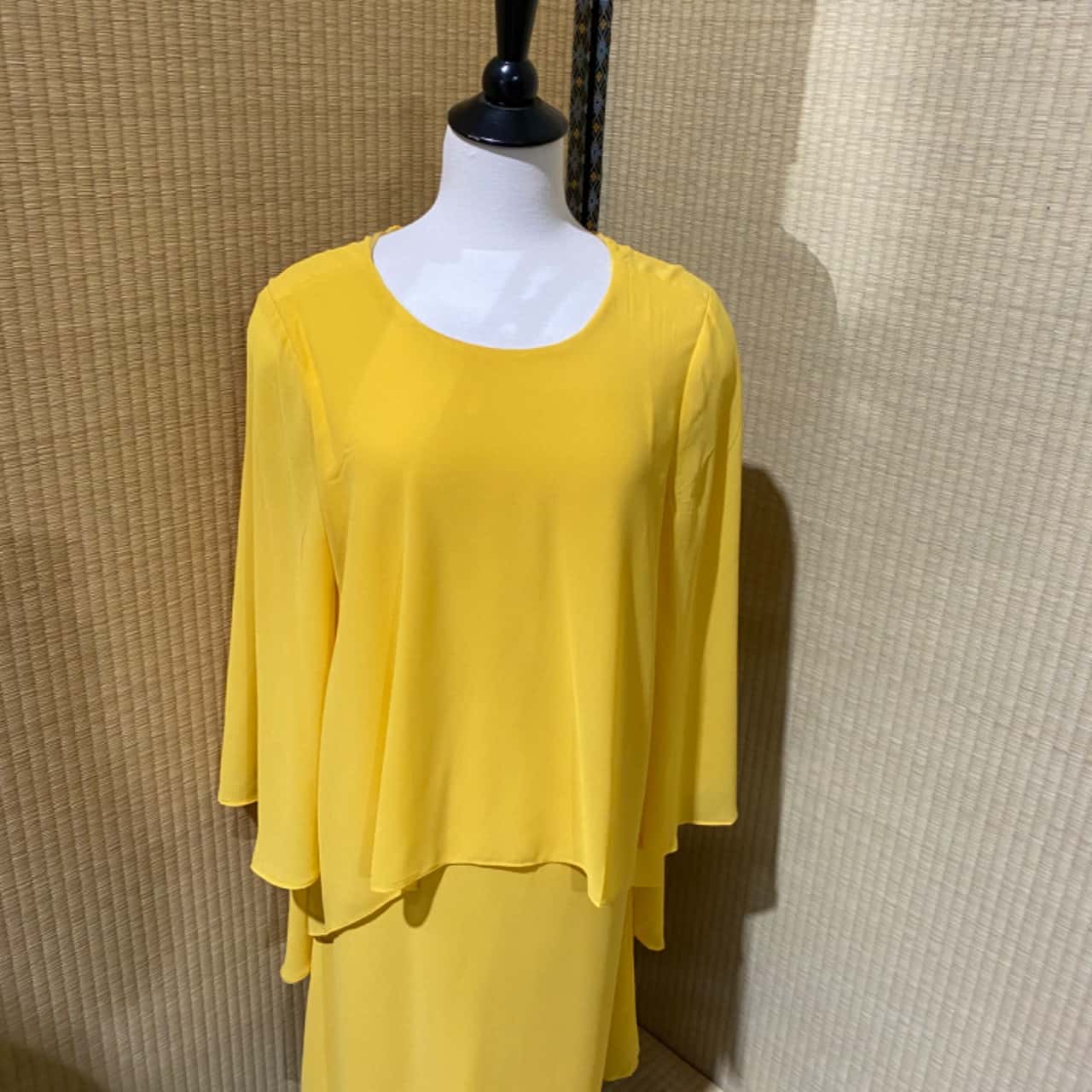 Capture Womens Size 14 Long Sleeve Yellow dress(s)