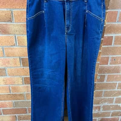 Wakee Womens  Size 16 Denim Jeans 
