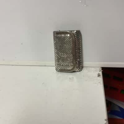  Women’s Silver vintage key wallet aluminium mesh
