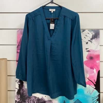 Capture Womens Size 18 teal top New
