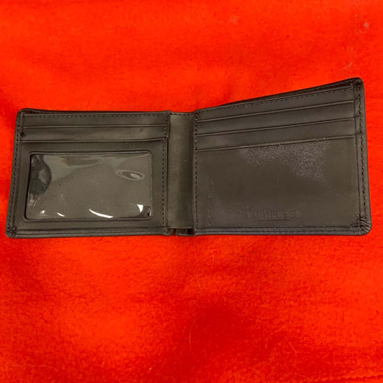 Van Heusen Mens Leather Wallet(s)