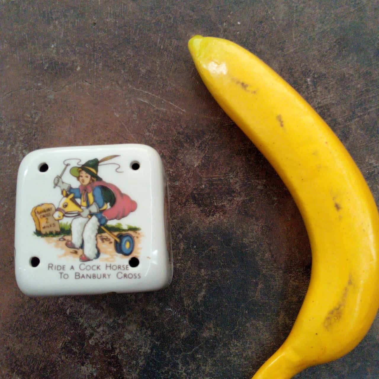 Vintage Potpourri Nursery Rhyme Cube(s)