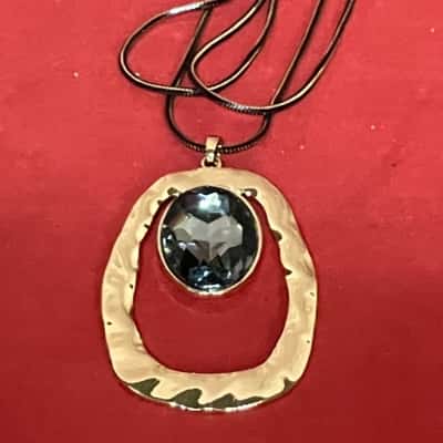  Women's Gold Tone Black Stone Necklace 