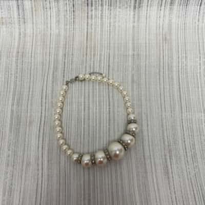 Super Classy Assorted Small & Large Pearl Size Necklace with Diamante Spacer Bead Detail