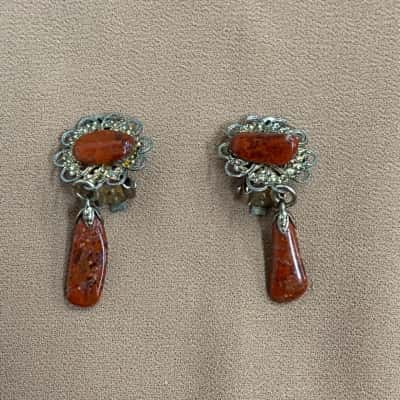  Womens Vintage Red Stone and Metal Filagree Clip On Earrings