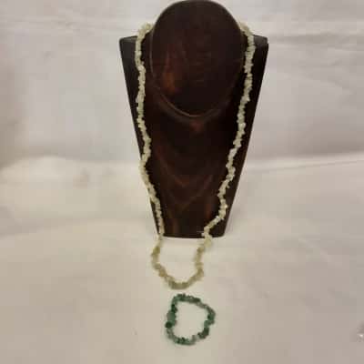 Yellow cream calcite stone chip necklace and green adventurine chip elasticated bracelet