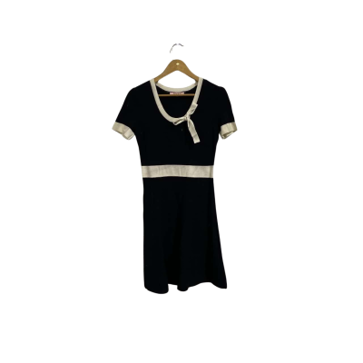 Review Womens  Size 10 Short Sleeve Dress  Black  / White 