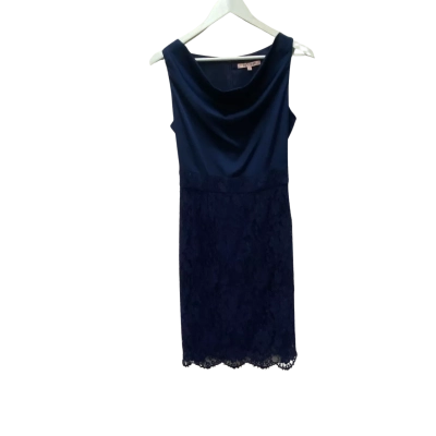 Review Womens  Size 8 Cocktail Dress / Formal Dress Blue 