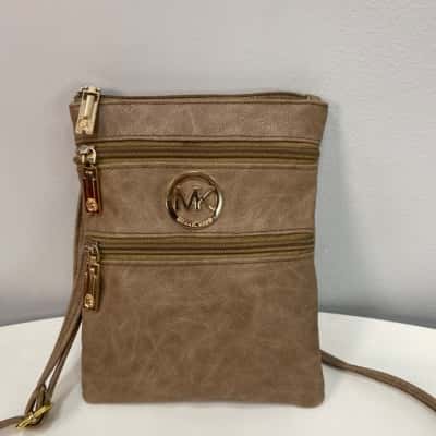 Michael Kors Womens Small Cross Body Bag Brown 