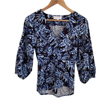 Witchery Womens  Size 8 3/4 Sleeve Top Black  / Blue / Navy Blue 