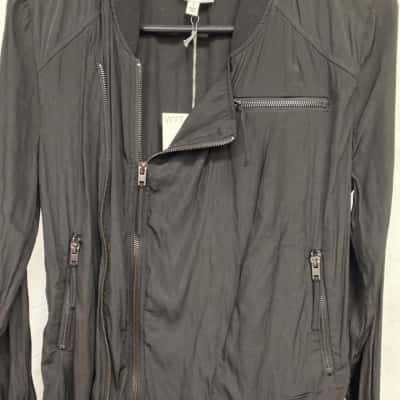 Witchery Womens  Size 6 Bomber Jacket Black  