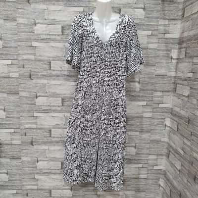Witchery Womens  Size 10 Maxi Dress Black  / White 