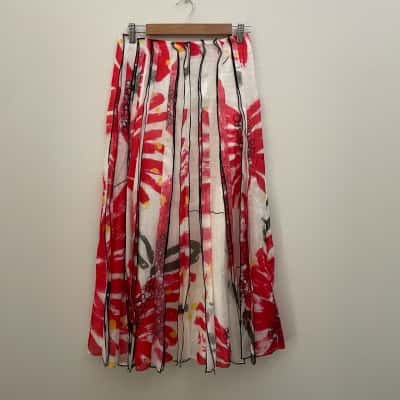AJE Womens  Size 10 Pleated A-line Skirt - Black  / Red / White Floral Print - Silk Linen Blend