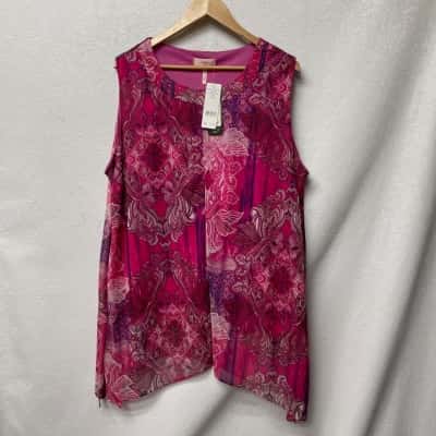 Millers Womens  Size 20 Sleeveless Top Pattern / Pink  
