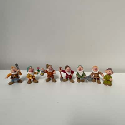 Seven dwarfs figurines, Disney