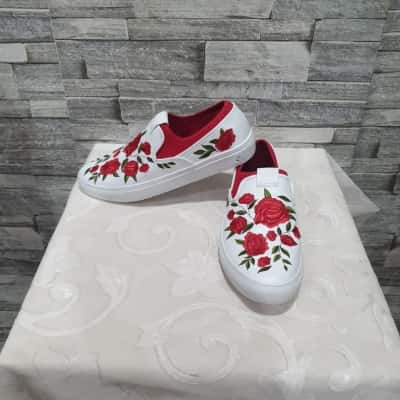 Mark nason Womens  Size 9.5 US Sneakers Green / Red / White 
