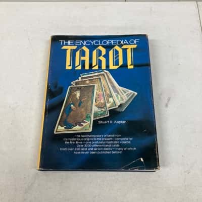 The Encyclopaedia Of Tarot (Hardcover)