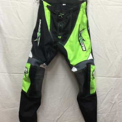 Mudmx  Kids  Size 30 Pants Black Bike Pants