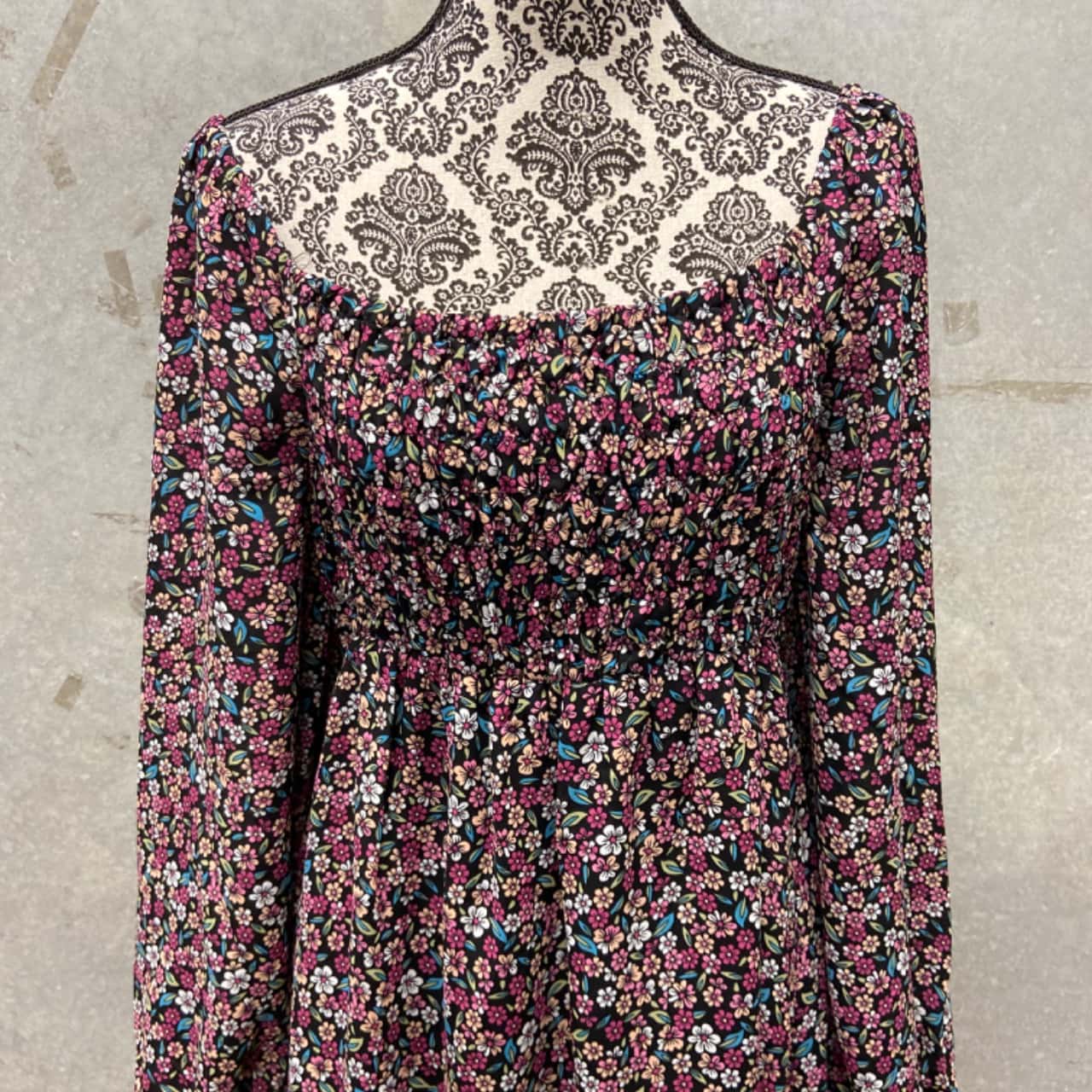 Sportsgirl Womens Size 12 Floral Dress / Long Sleeve / Maxi Dress Black