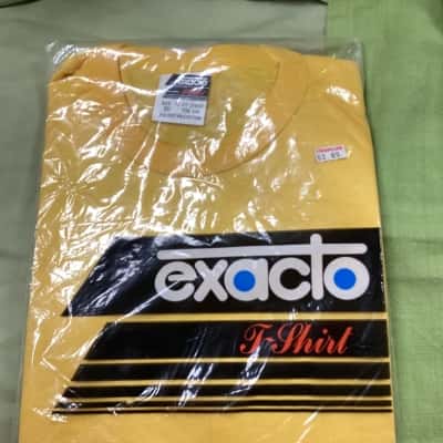 Vintage Exacto Mens  Size 20 Short Sleeve T-shirt (k)