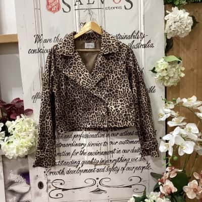 Stoosh Brand! Womens  Size M Blazer Animal print / Black  / Brown 