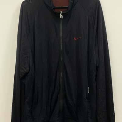 Nike Mens Size L Black / Red Reversible Pullover