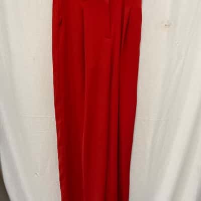  NWT Womens Red pants size 10