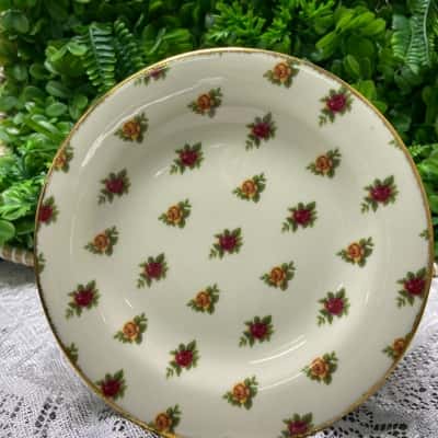 Royal Albert Old Country Roses Plate
