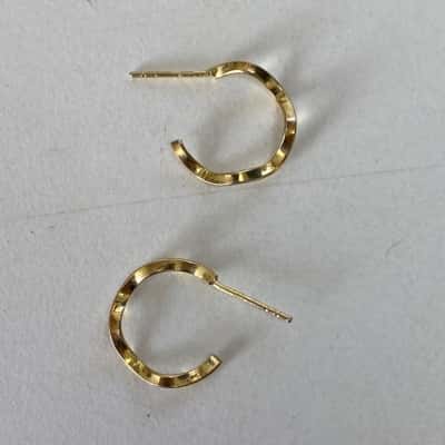 925 Sterling Silver Gold Plated Sculptural Wavy Stud Hoop Earrings 