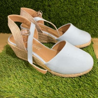Corelli Womens  Size 37 Flats Beige / Blue 