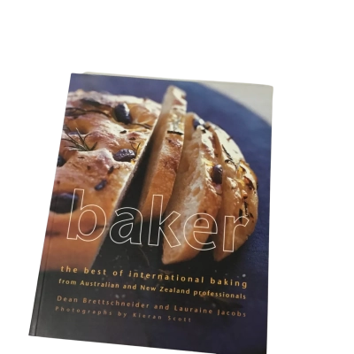 A&U Baker Book. Dean Brettschneider And Lauraine Jacobs. Multicoloured. 32 x 26 cm