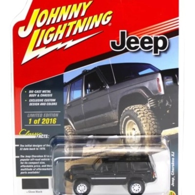 NEW - Johnny Lightning Jeep Cherokee XJ 1 of 2016