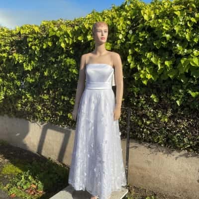 BNWT Moir Wedding Dress Size 12