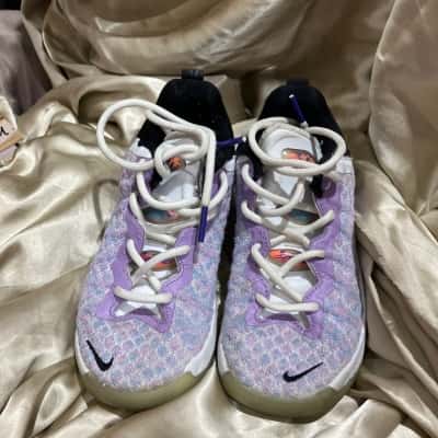 Nike Lebron Kids  Size 10.5 Shoes Purple / White 