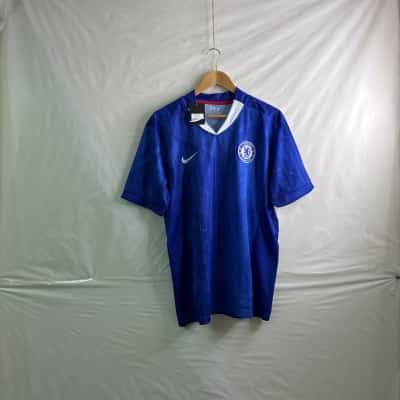 Nike Chelsea F.C Mens Size M Printed Shirt Blue BNWT 