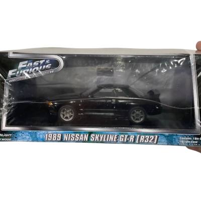 1989 Nissan Skyline GTR (R32) Model - Greenlight Hollywood Fast & Furious Merchandise 1:43