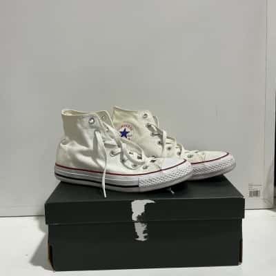 Converse White Hightop Sneakers Womens size 7.5