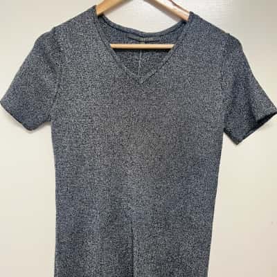Liz Jordan Women's Size S V-Neck Top Grey 