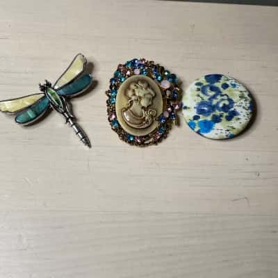 Dragonfly 3x Brooch Bundle 