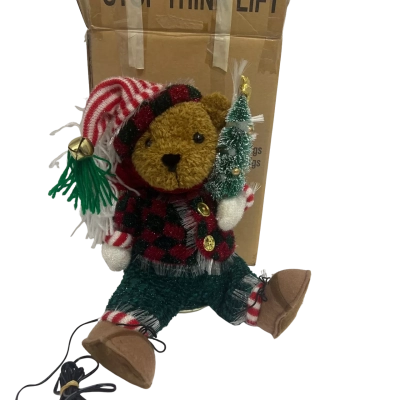 Avon Fibre Optic Christmas Teddy Bear with Tree – New in Box