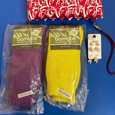  Women’s Bundle - Socks, Earrings and novelty clutch/bag