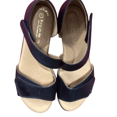 Step on Air Womens  Size 7 Flats Black  