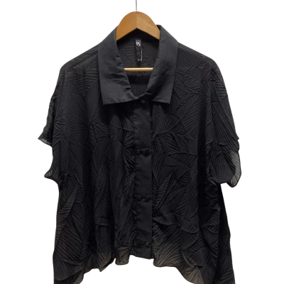TS Womens  Size 16 Black Pattern Shirt
