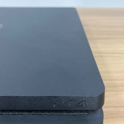 Sony PlayStation 4