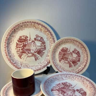 Crown Lynn Dinner Set 