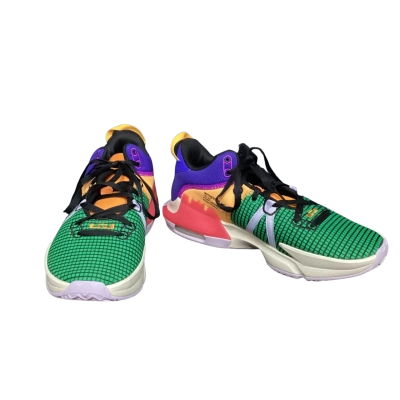 Nike LeBron Witness 7  Size 45 Sneakers Multicoloured 