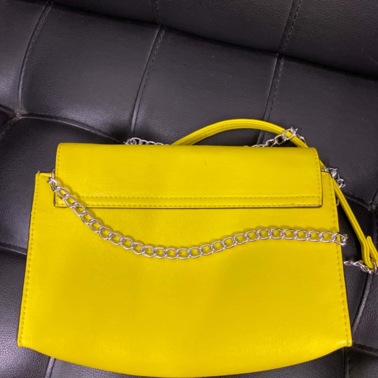 Amber Rose Womens Shoulder Bag Yellow