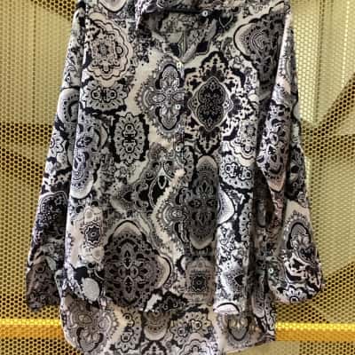 Hammock & Vine Womens  Size 12 3/4 Sleeve Top Black  / White 