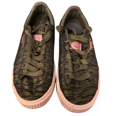 Puma Womens  Size US 6 Sneakers Green / White 