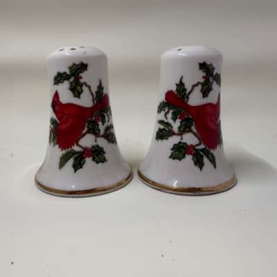 Vintage Christmas Salt and Pepper Shakers.